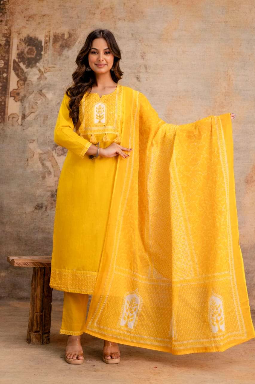 K 229 TYPICALLY SALWAR KAMEEZ SUIT FOR SIMILAR FASHION GIRLS...
