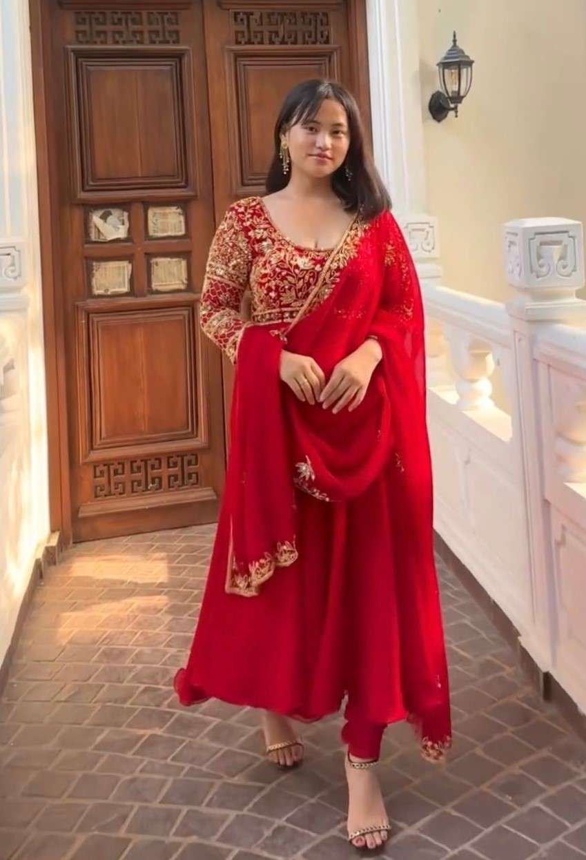 LG 1984 EXCLUSIVE DESIGNER GEORGETTE EMBROIDERY RED GOWN PAN...