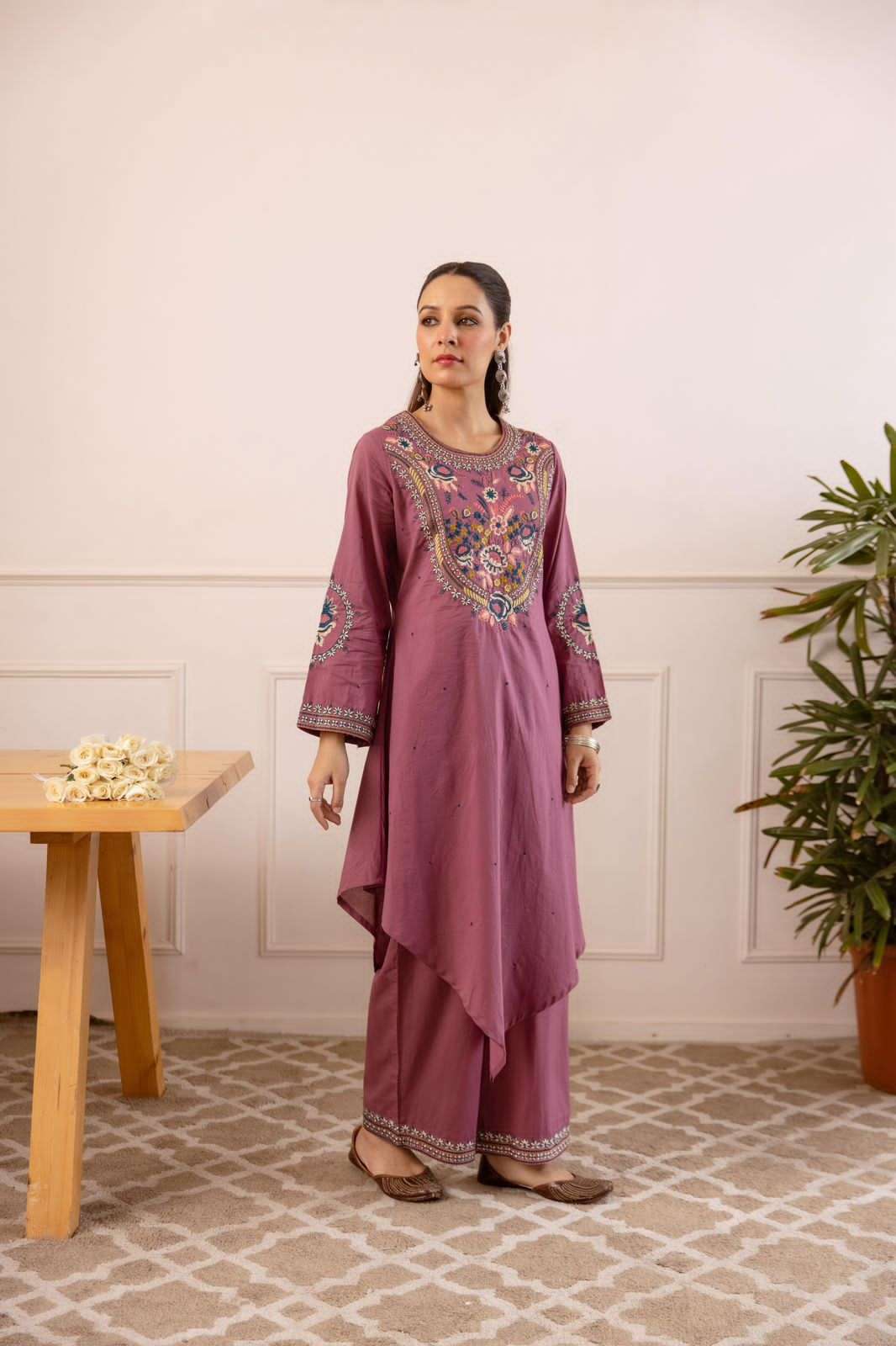 K 303 GUJARAT CLOTHING READY TO WEAR GERMAN RAYON KURTI PANT...