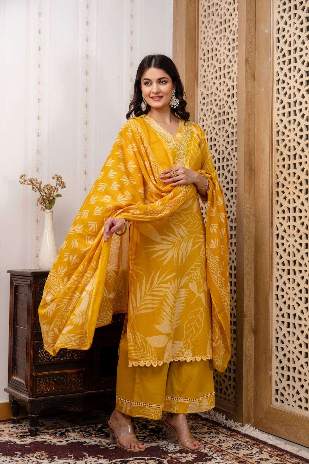 PURE COTTON 60 FABRIC SLIT SUIT TRADITIONAL ATTIRE THE FRONT...