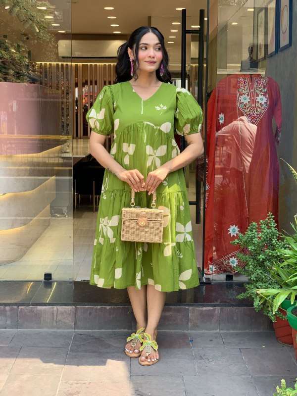 SHOWROOM PIECE QUALITY FESTIVAL LOOK SUMMER MIDDY DRESS DEAL...