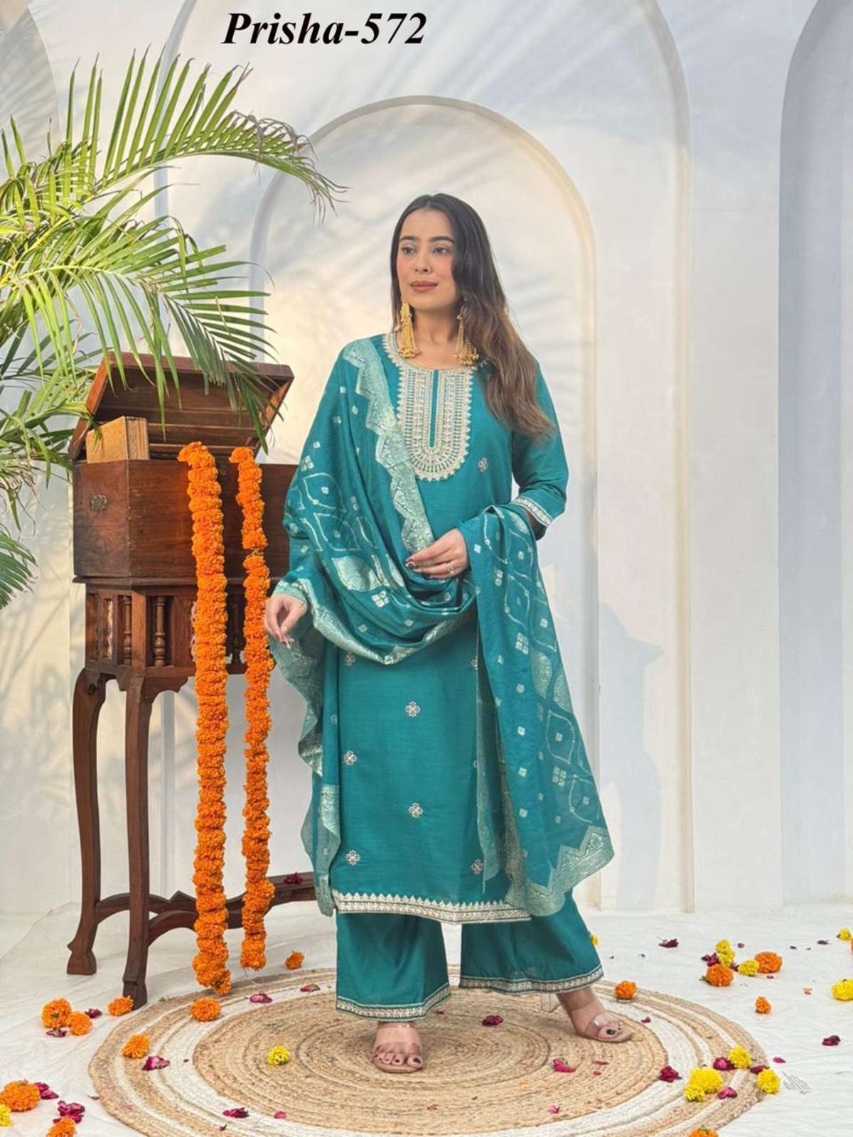 K 380 BOUTIQUE WEAR READY TO WEAR DESIGNER SALWAR SUIT BANAR...