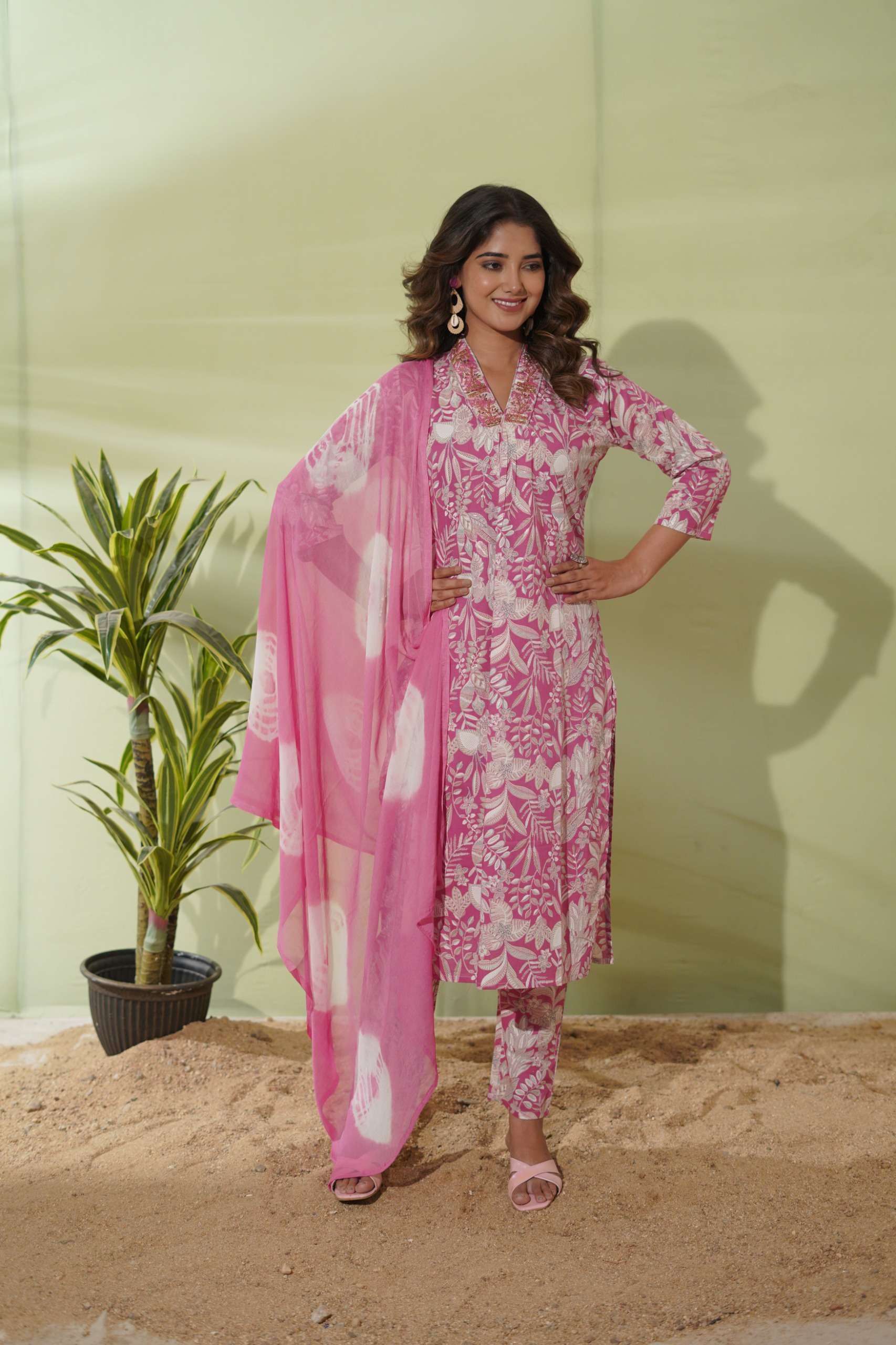 SAJNI CASUAL STYLE COTTON PRINT WITH LINNING SUIT TO GIRL WH...