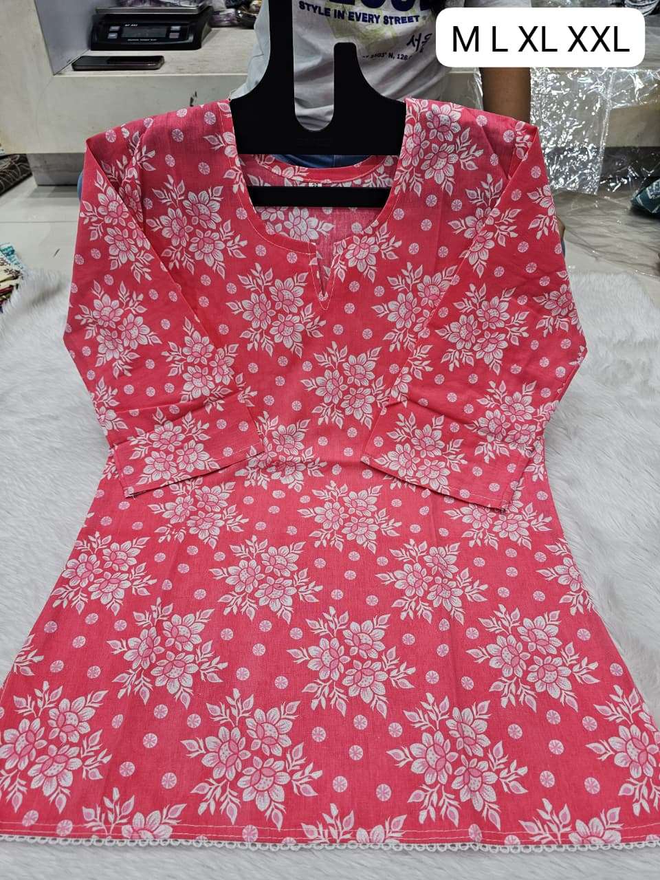 DAILY COMFORTABLE COTTON SHORT KURTI FOR WOMEN BUY SURAT DEA...