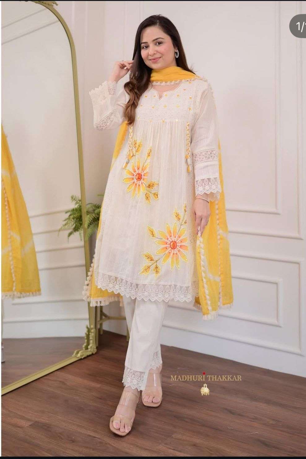 RD TRADITIONAL STYLE COTTON SHIFFLI WORK WHITE SUIT MARKET 