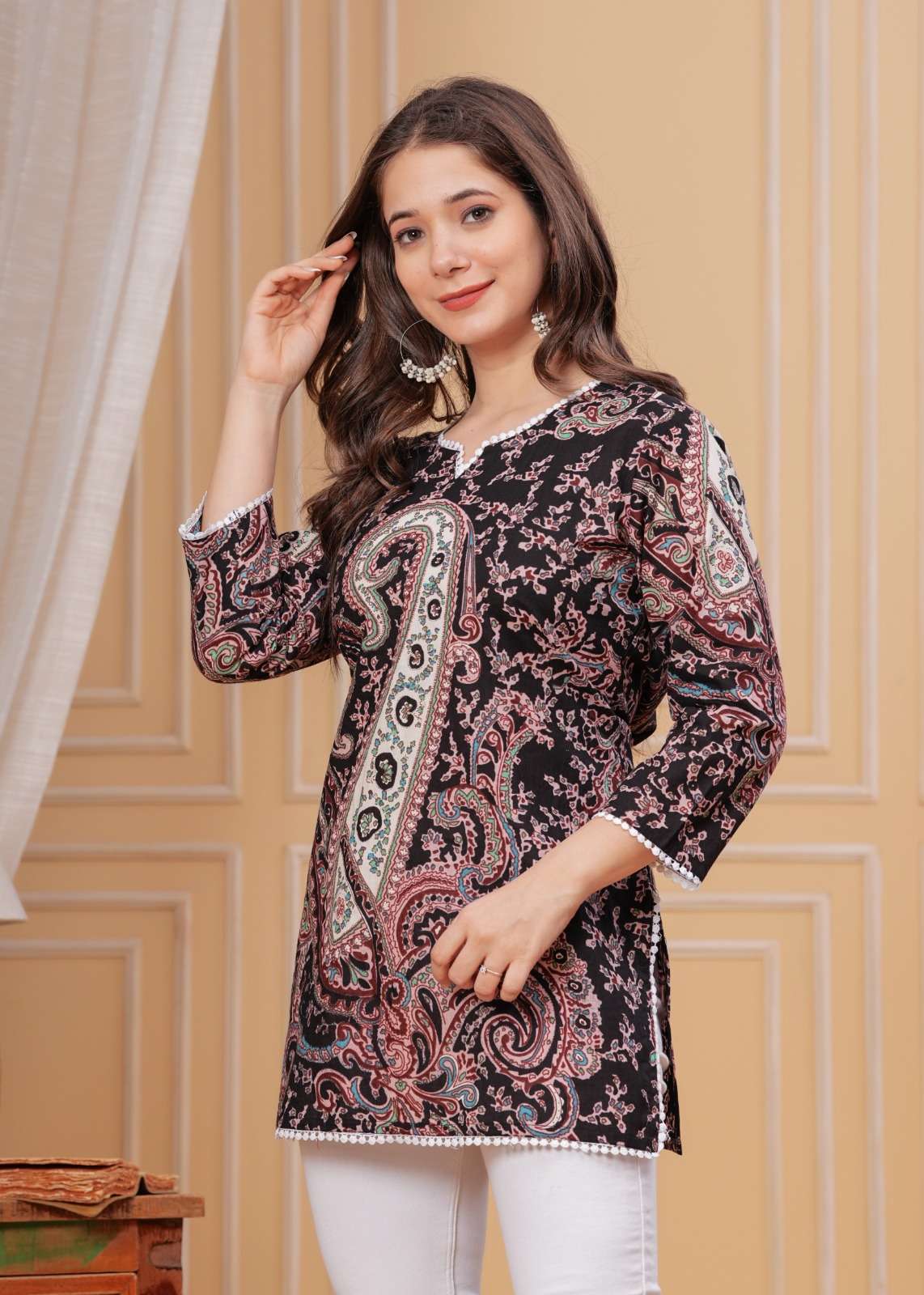 RE TRAVEL FANCY COTTON SHORT TOP FOR WOMEN BRAND CLOTH INDIA