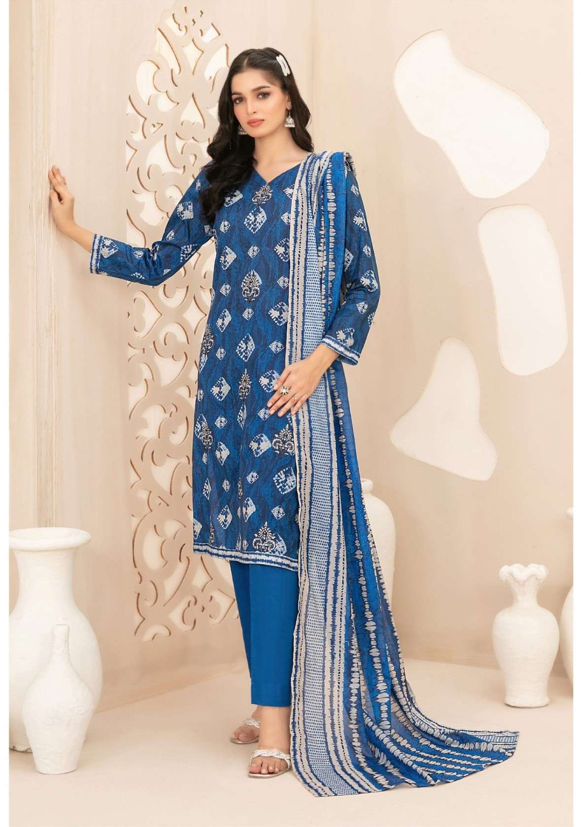 TAWAKKAL SEERAT UNSTITCH MOTI EMBROIDERY LAWN SUIT LADIES BR...
