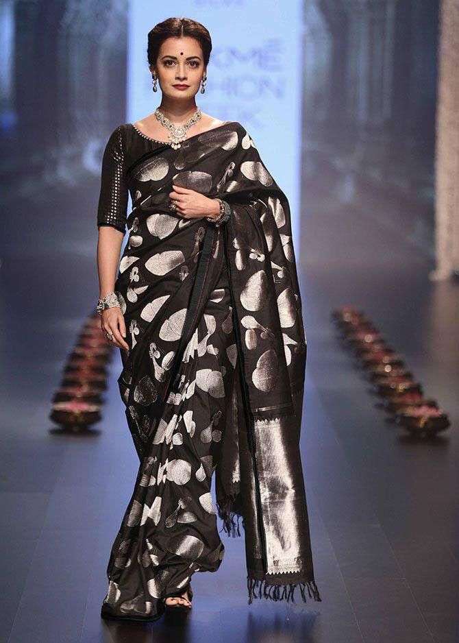  2051 SOFT LICHI SILK CLOTHE BEAUTIFUL RICH PALLU & JACQUARD...