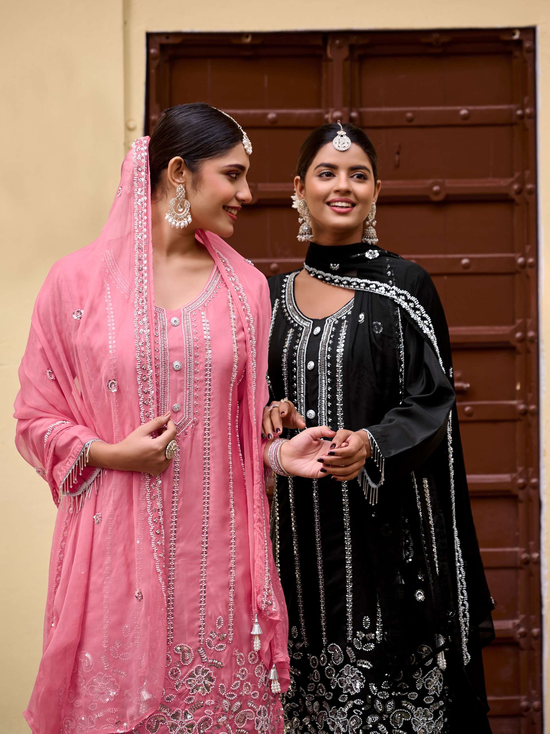 AFSANA NANDA BITTS WORK FARSHI SALWAR SUIT VIRAL OUTFIT FUNC...