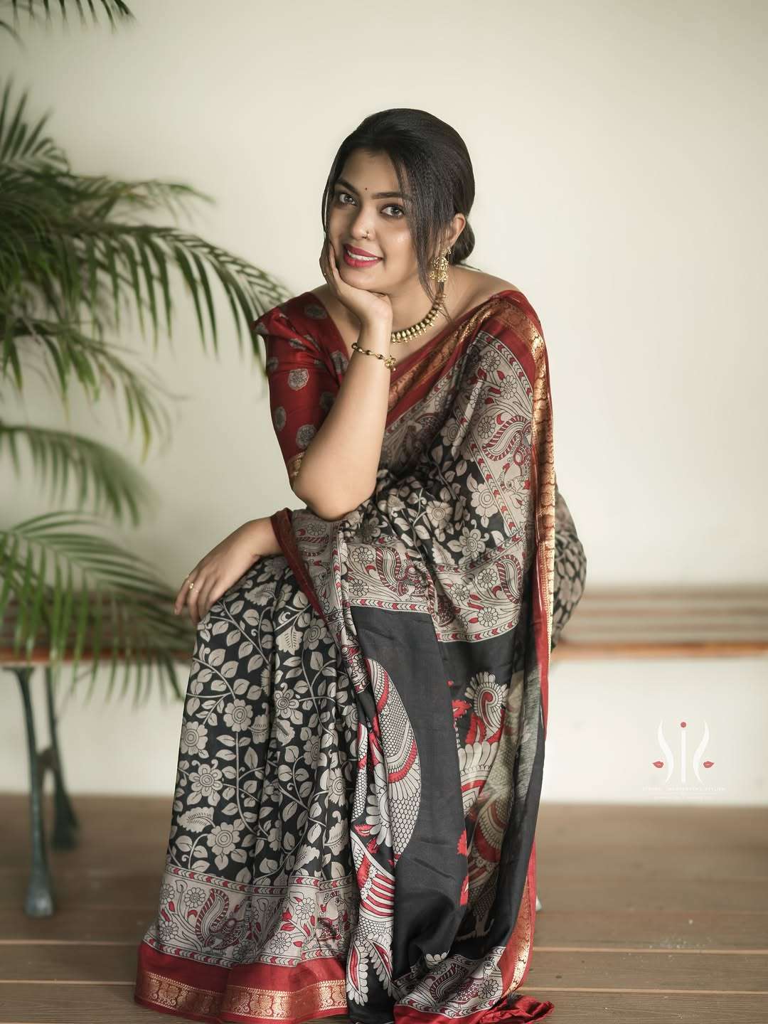  dola re dola Soft black dola silk sarees with floral hand c...