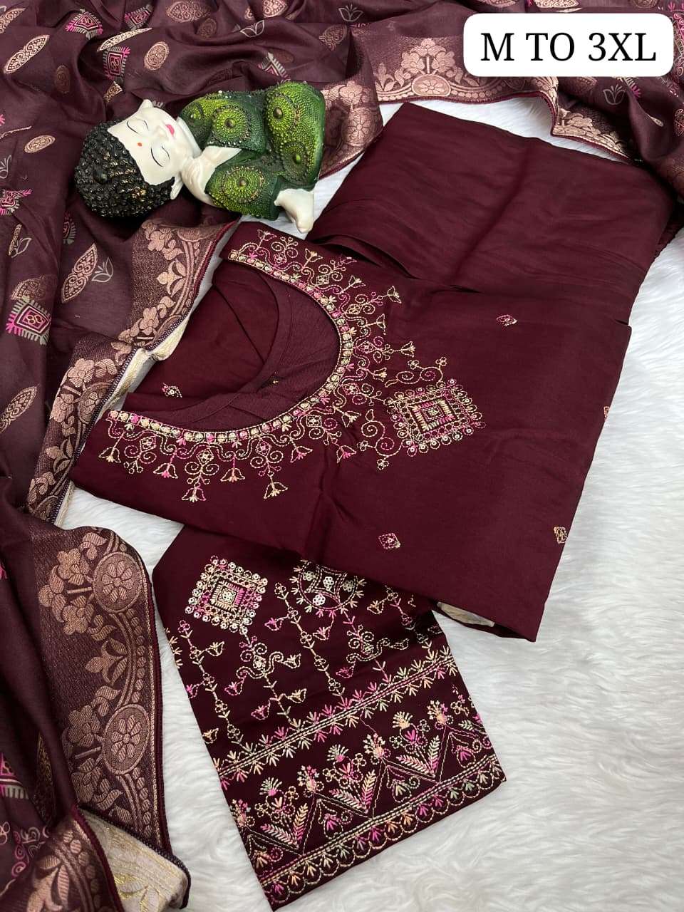 KESARIYA ROMAN SILK THEARD SEQUENCE DESIGN 3 PIECE SUIT EXPO...