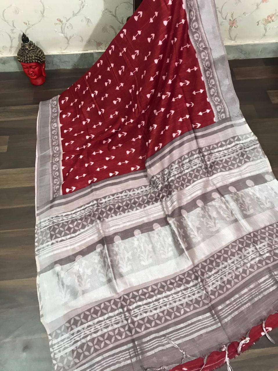  Original Linen and Silver Jari Patta With iconic and Redefi...
