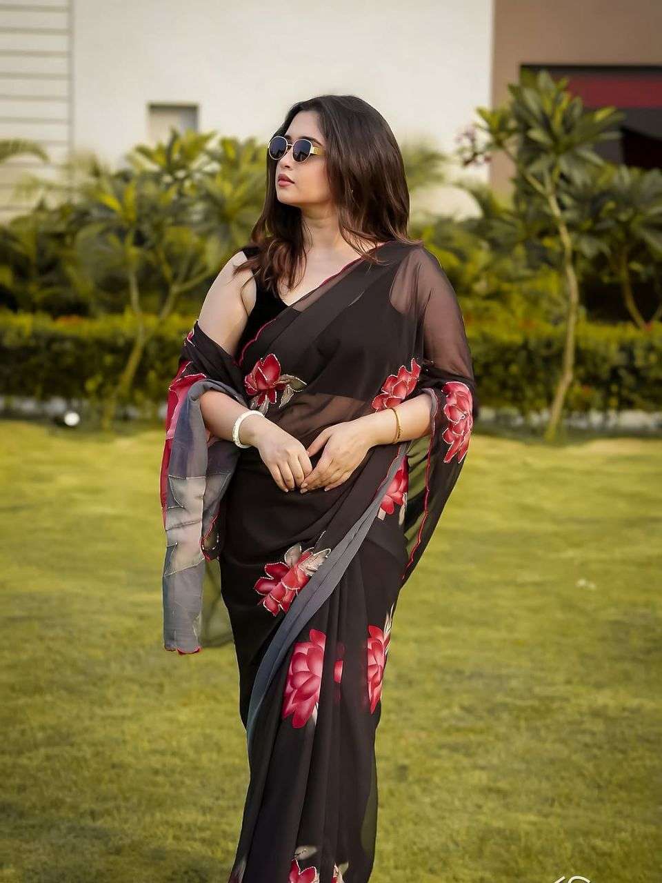 Original Linen Fashion Launched classic Design Party Wear Sa...