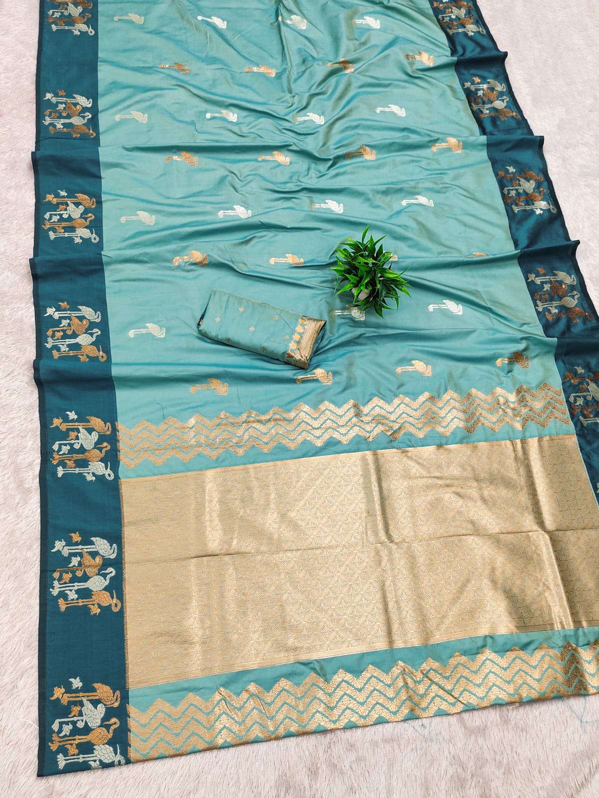 Rangoon Super Soft Silk color border silver & Copper jari ad...