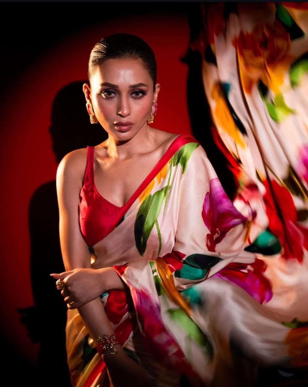  Red Flow Original Japan Satin Devsena Grace In Every Fold E...