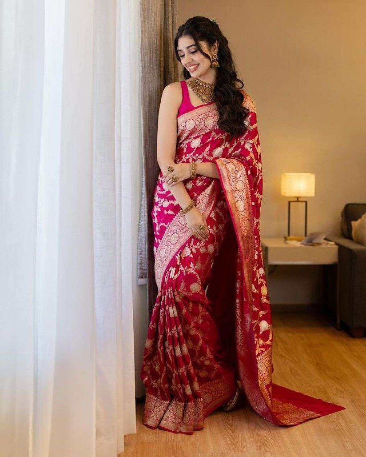 SOFT LICHI FABRIC SILK SOPHISTICATED AND BEAUTIFUL GRACE SAR...