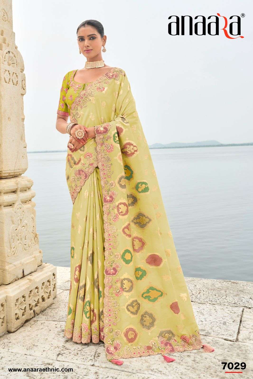 Tathastu Anaara 7000 Hits Silk With Beutifull Zari Butti wea...