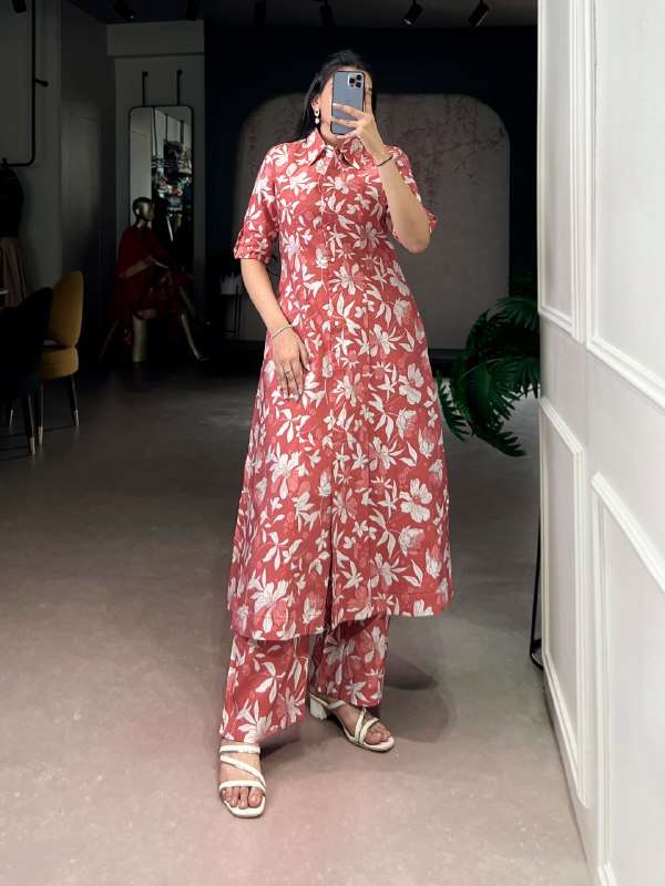 4702 CORAL BLOOM SET FLORAL PRINT WITH FOIL WORK KURT PANT V...