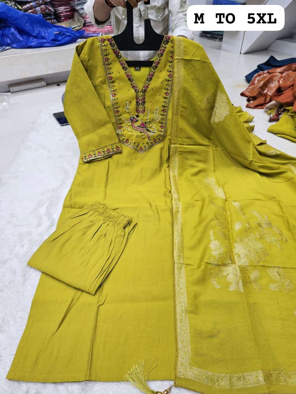 ATTRACTIVE SILK DESIGNER 3 PIECE SUIT LADIES PARTY WEAR BASE...