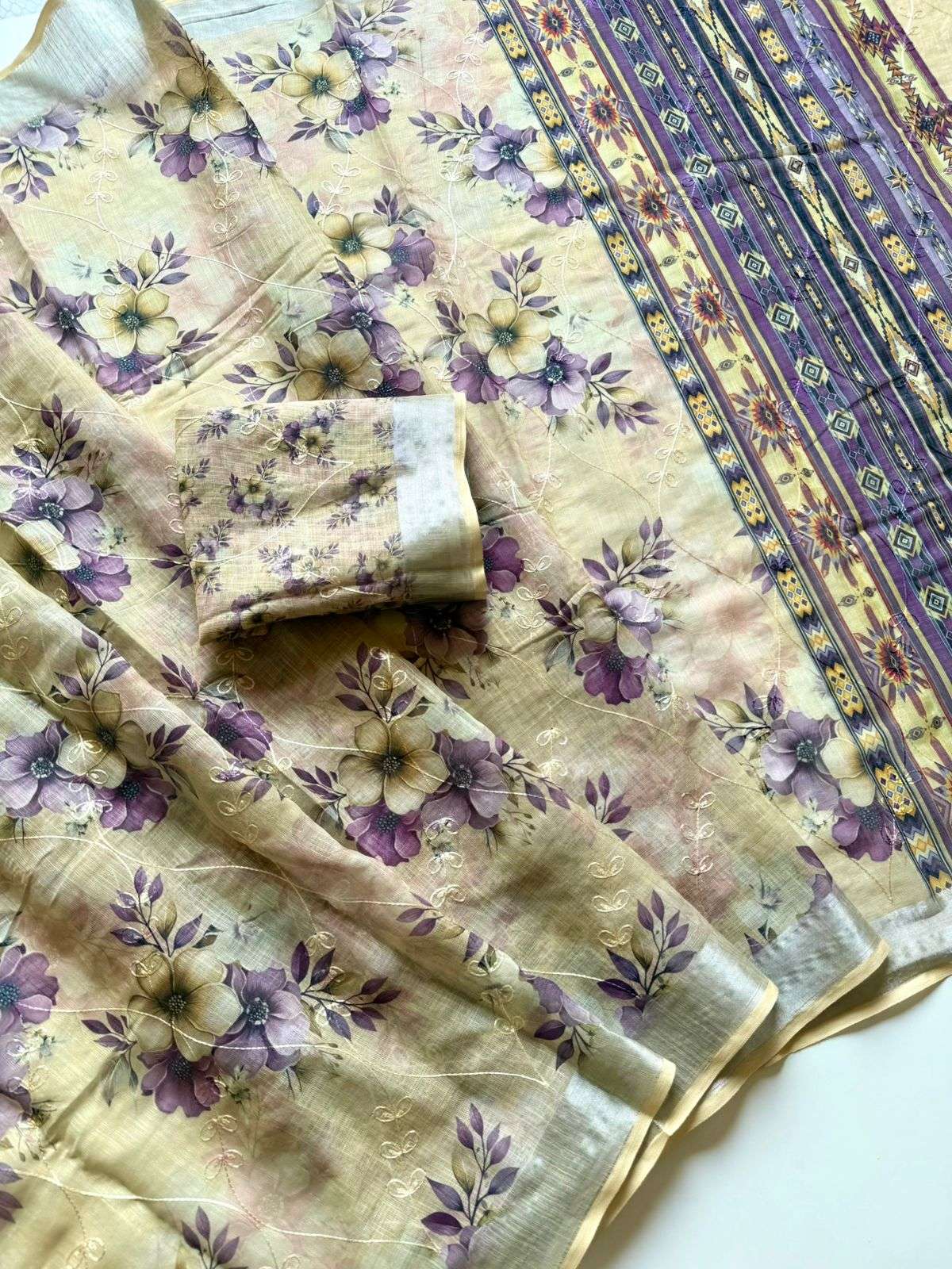 blom blue soft and pure linen And Beautiful Floral Print Wit...