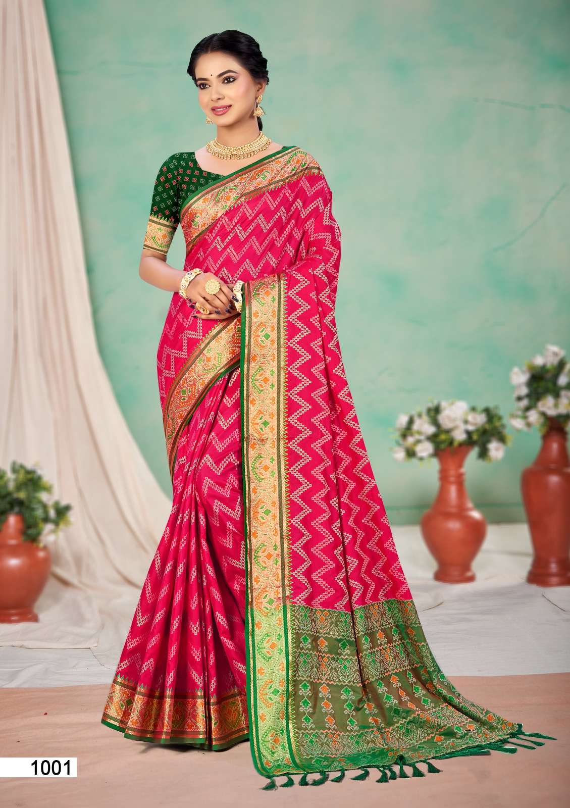 Bunawat Rajashahi Patola vol 51001 TO 1006 Silk fabric With ...