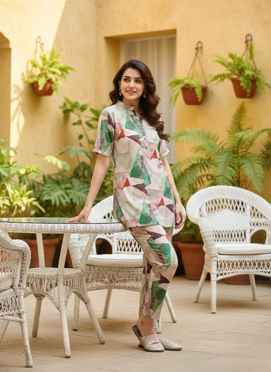 CLASSIC TREND RAYON FABRIC FLORAL DESIGN TREND CORD SET COLL...