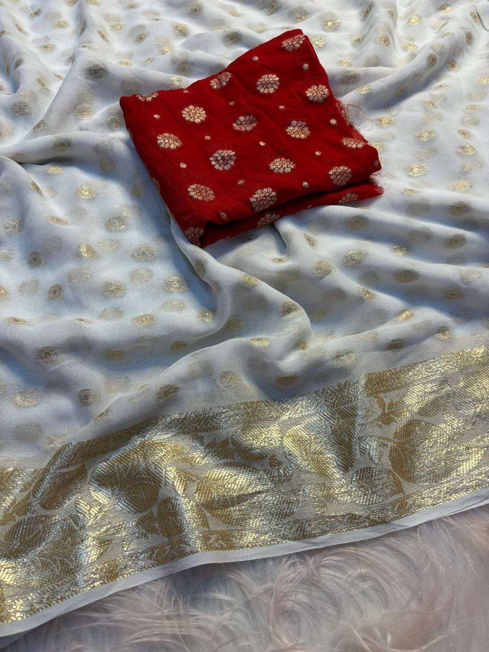 DN PAN B PURE VISCOSE GEORGETTE FABRIC FANCY JACQUARD BORDAR...