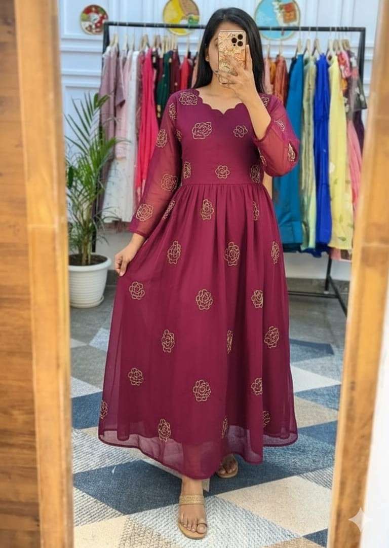 FESTIVAL SPECIAL HANDWORK GOWN TO CLASSIC FASHION RESELLER R...