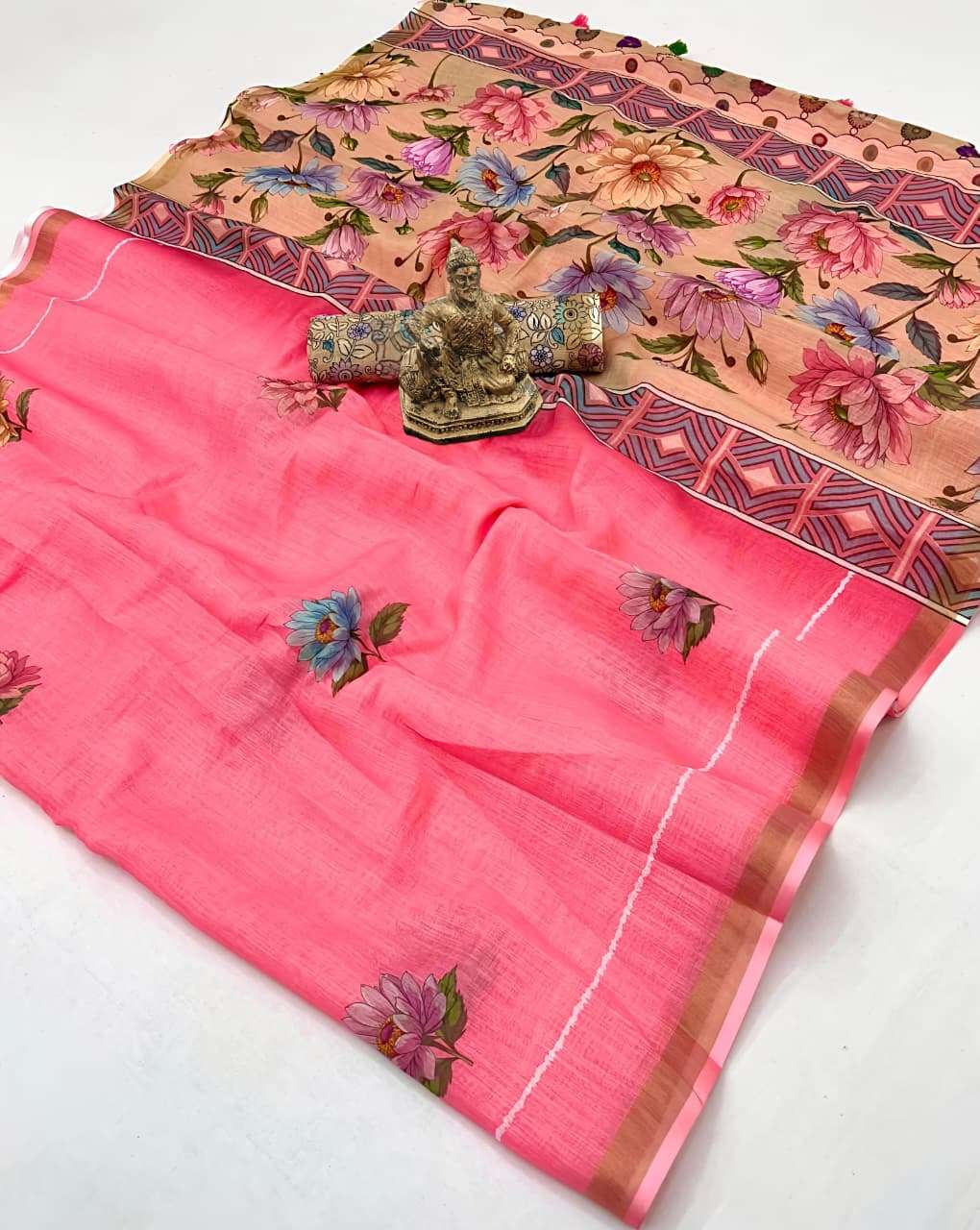 Gold flora Heavy gold linen blooming saree With floral kala...
