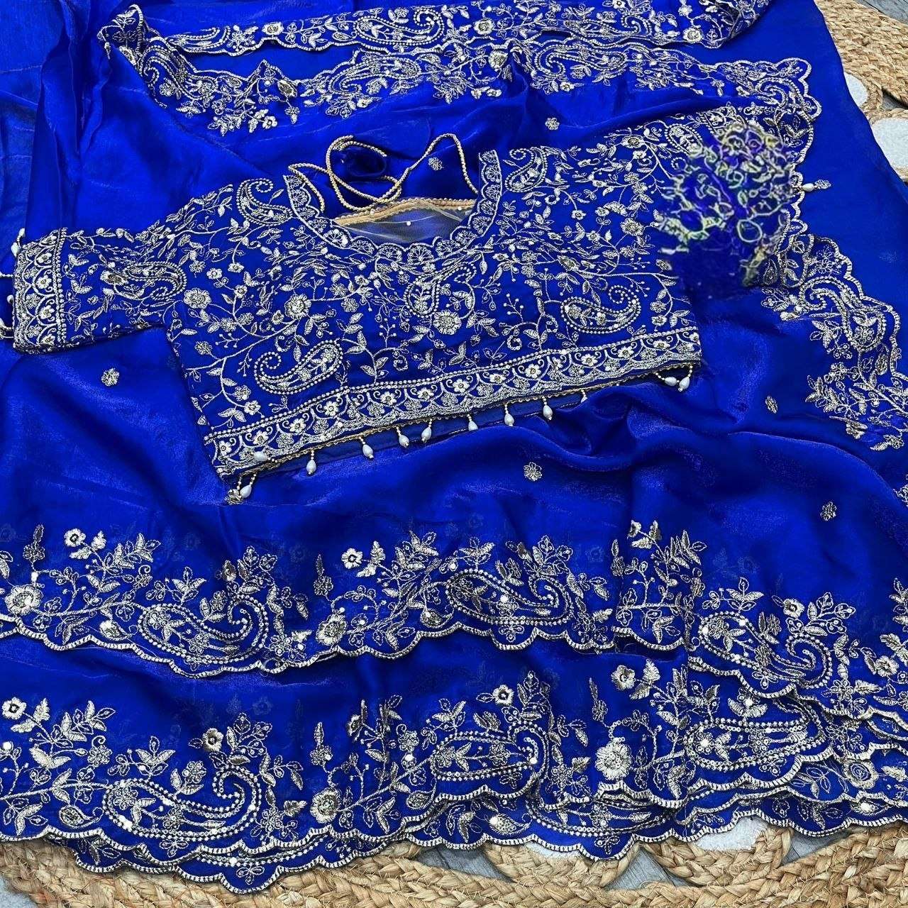 KAVYA NEW DESIGN BEAUTIFUL PURE AND SUPER SOFT VERY ELEGANT ...
