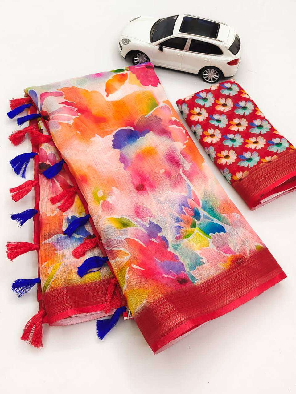 LINEN FABRIC DRAPED IN ELEGANCE EXQUISITE UNVEIL BEAUTIFUL ...