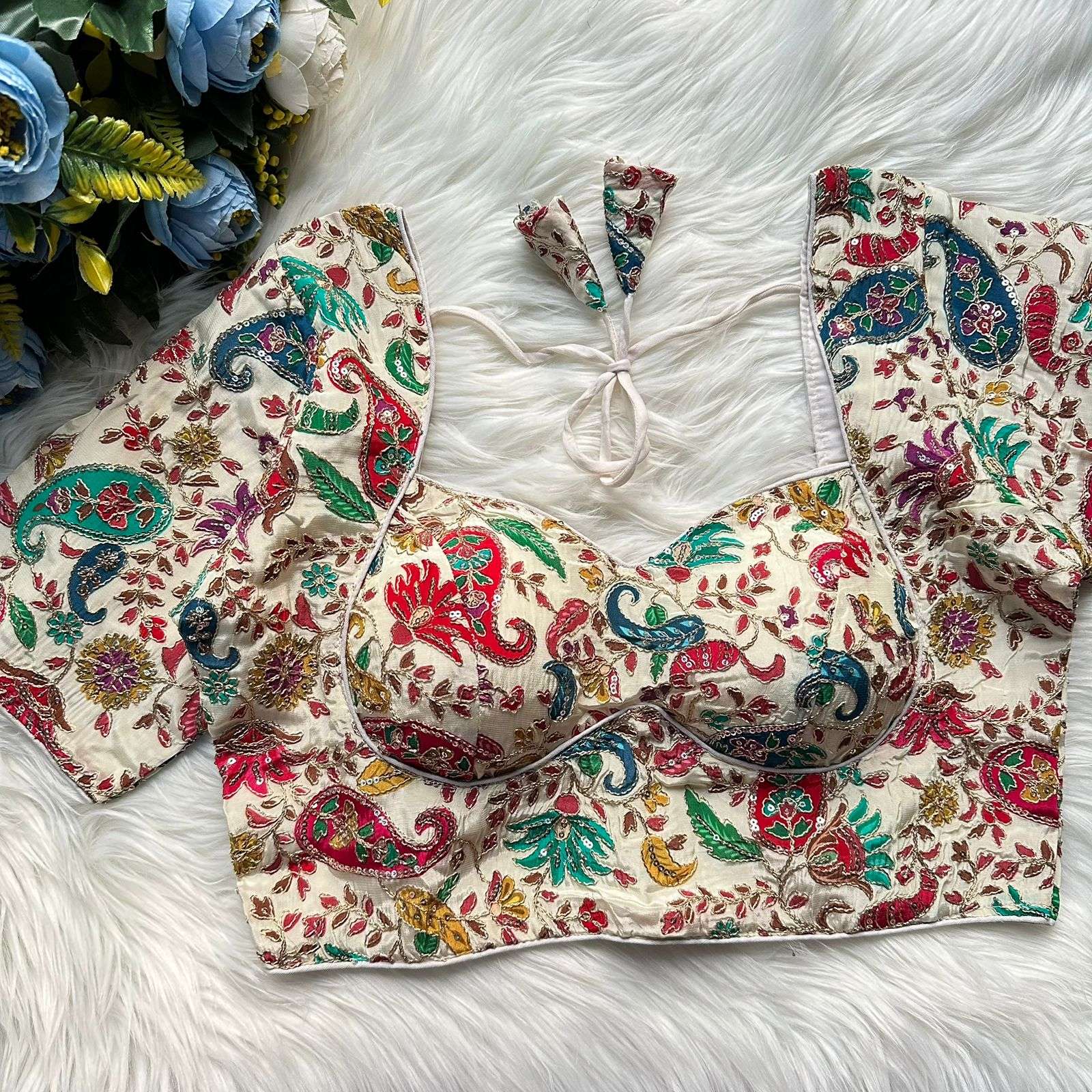 MUMTAZ BLOUSE Heavy and adorn Chinnon Position Print Exclusi...