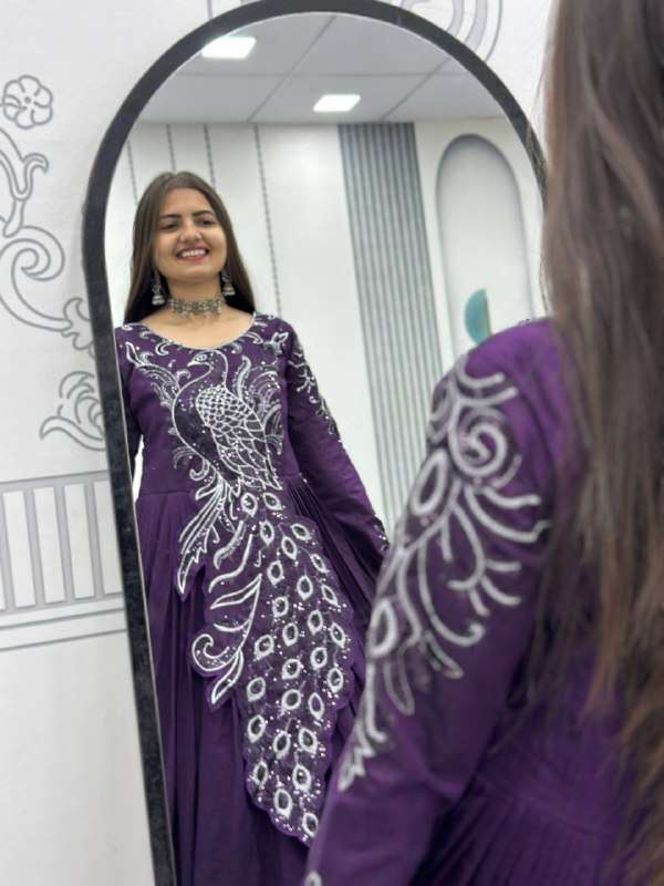 PC 564 BOUTIQUE RECEPTION DAY EMBROIDERY HEAVY WORK GOWN BUY...