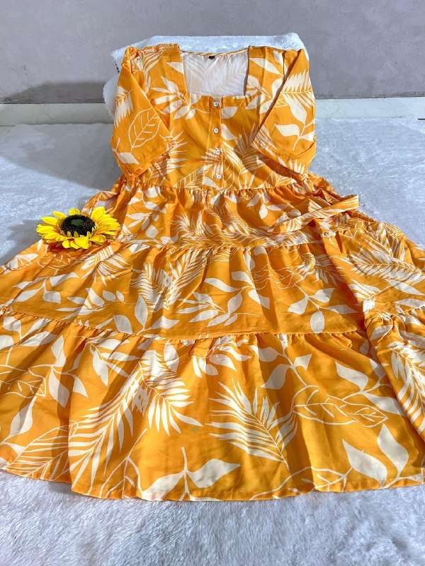 SHOWROOM BEAUTIFUL FLOWER PATTERN FROCK FOR GIRL WESTERN LOO...
