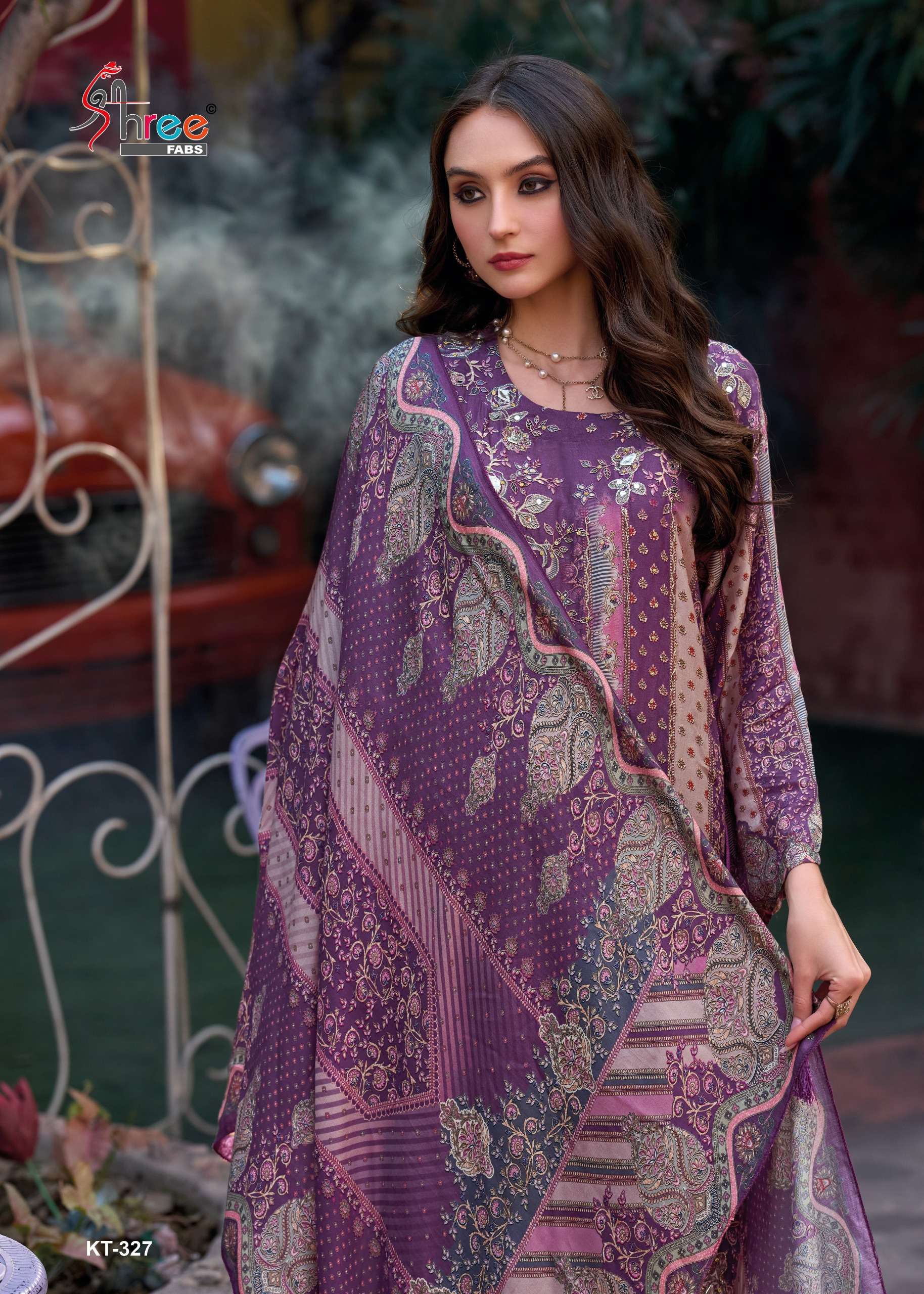SHREE FABS KT 327 BOUTIUQE VISCOSE FLORAL DESIGN CLASSIC SUI...