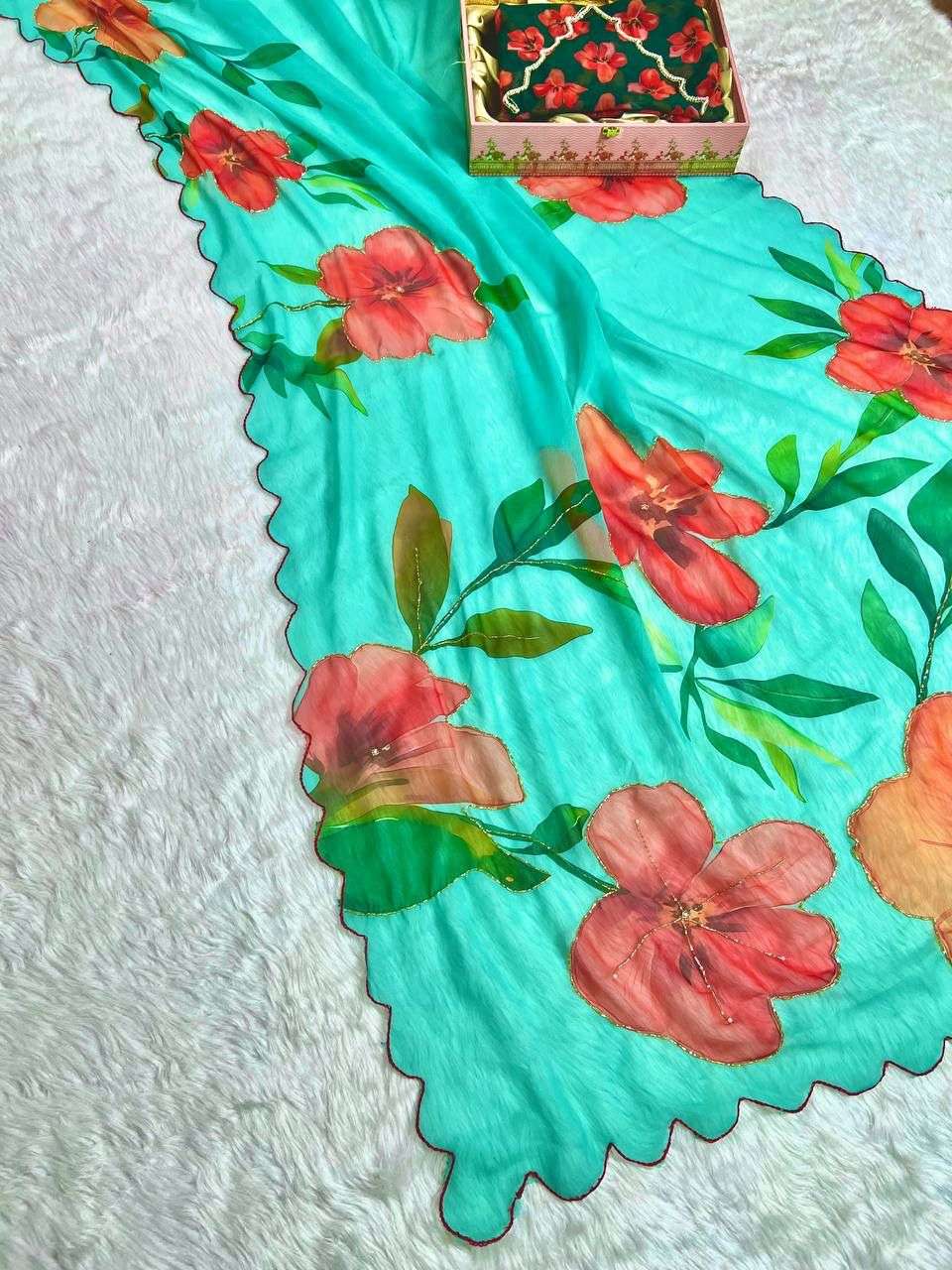 SOFT PURE GEORGETTE FLORAL FABRIC REGULAR WEAR SAREE RESELLE...