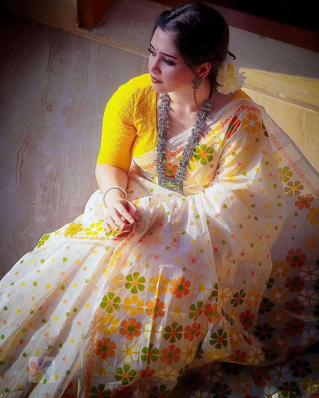 sunbun Pure and soft Linen fabric with beautiful and fancy f...
