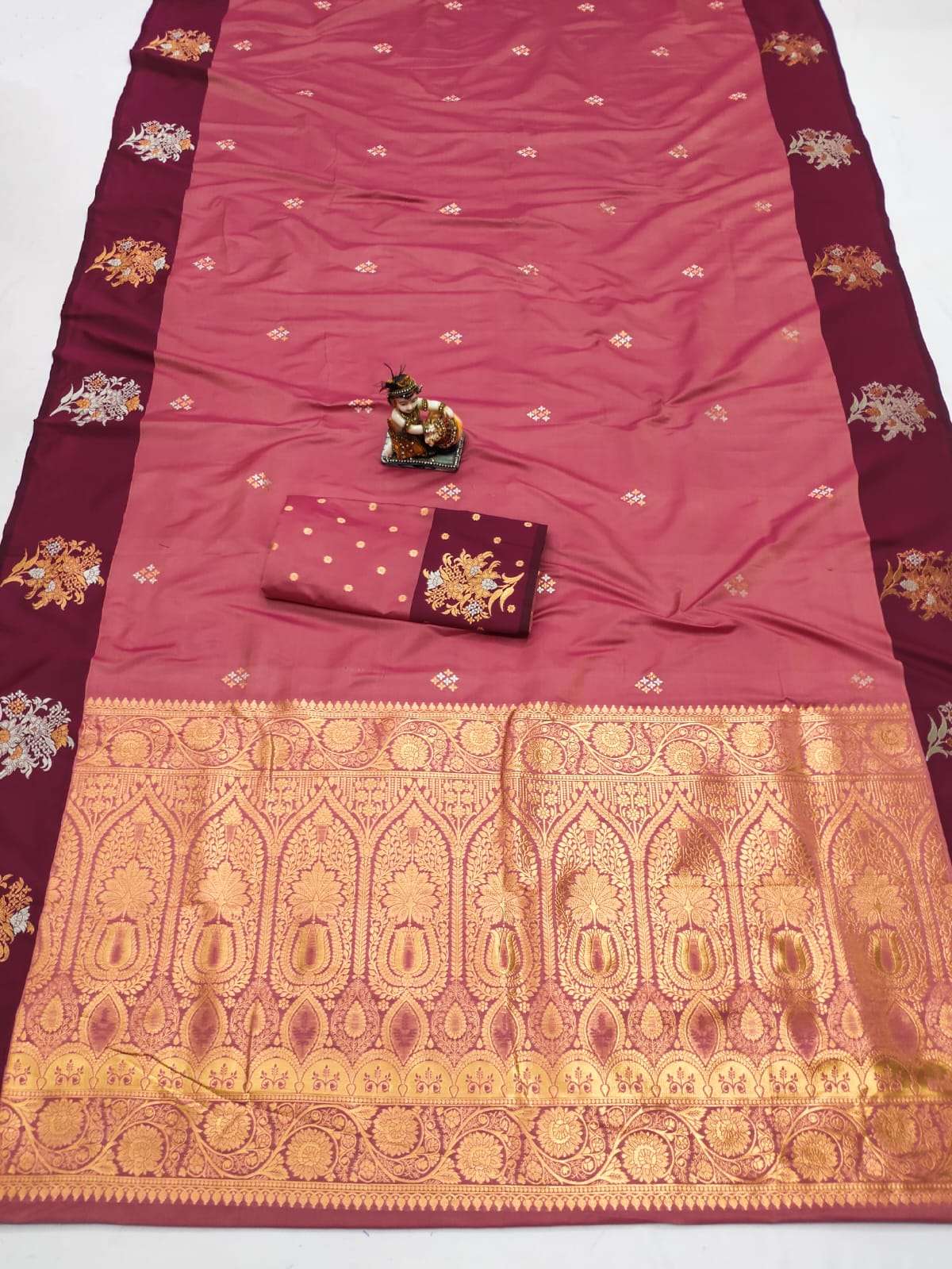 VEDANT Awesome Collection Super Soft Silk  Fabric with attra...