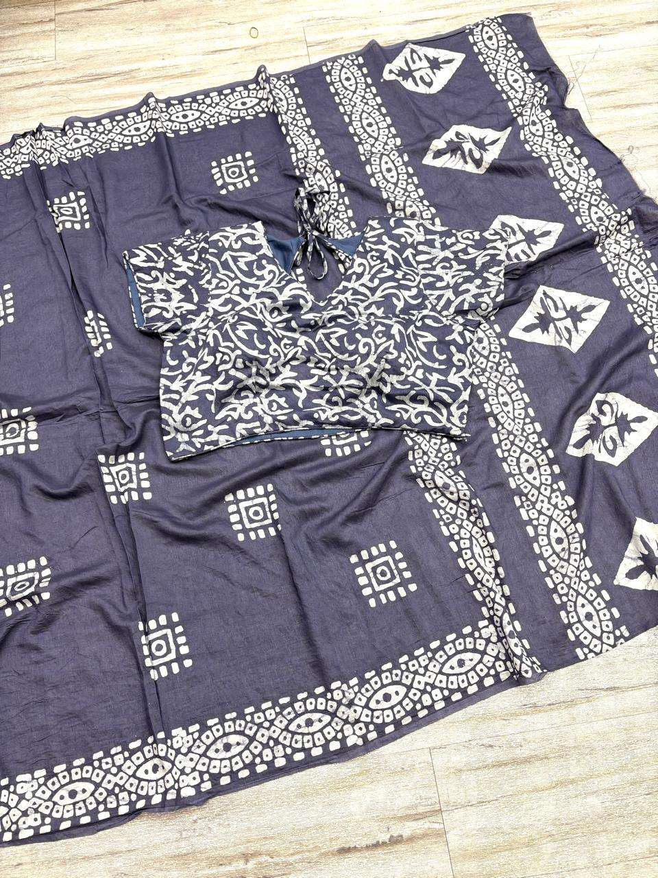 white candy fancy fabric Wax batik Hand Block Print regular ...