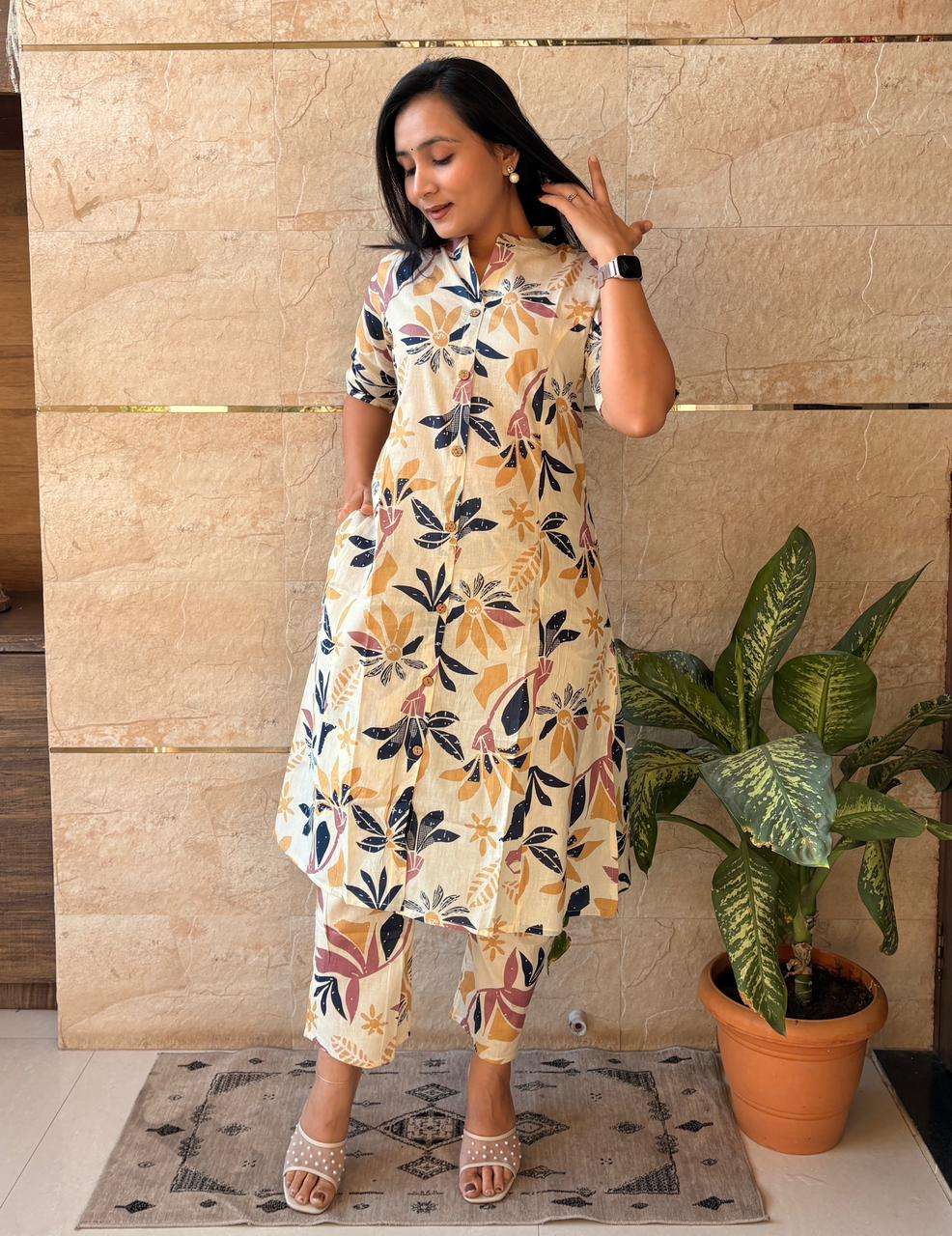 38 OFFICE TYPE FLOWER PRINT KURTI AND POCKET PANT CORD SET A...