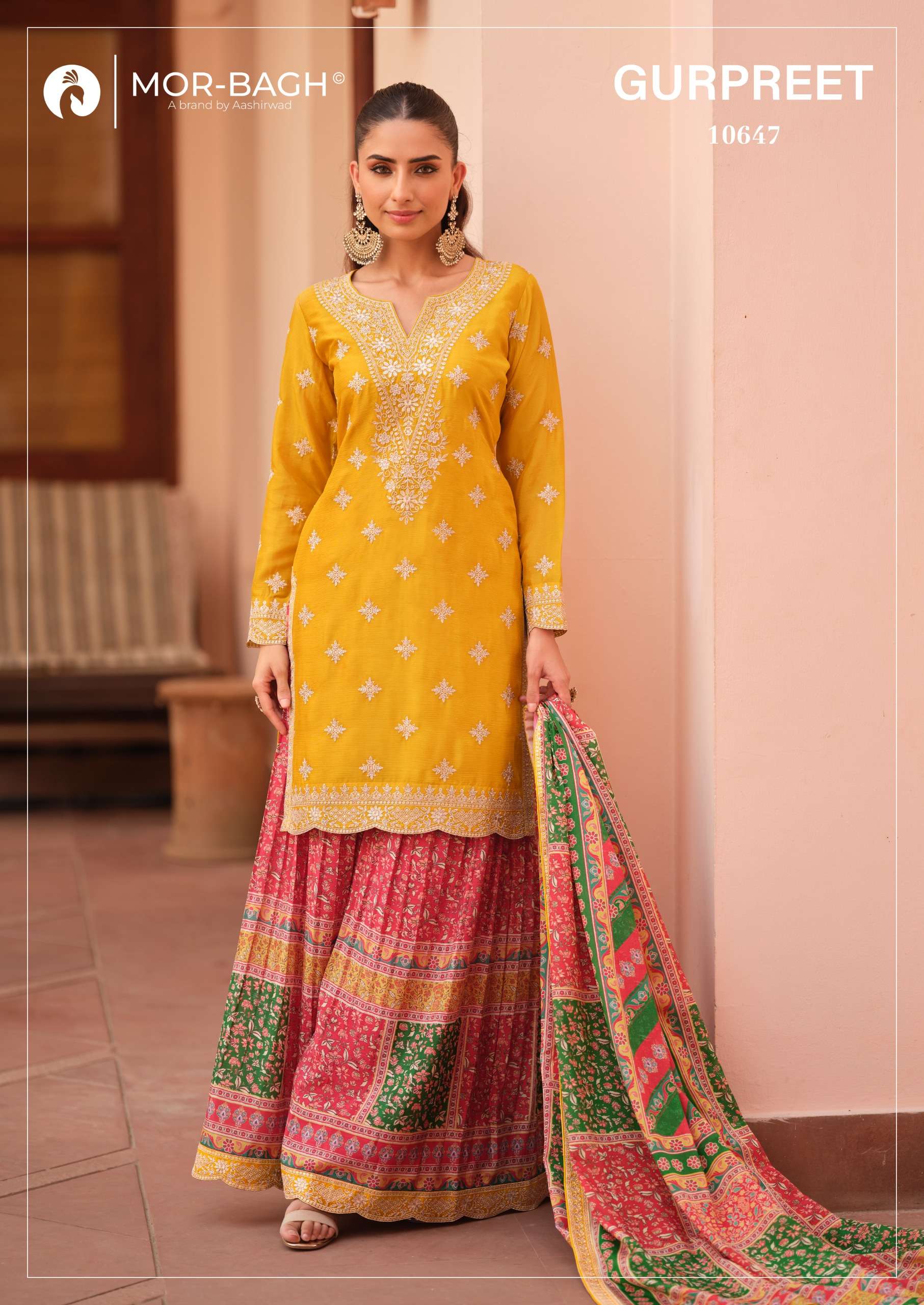 AASHIRWAD CREATION GURPREET LUXURY SIZE STITCHED CHINNON SIL...