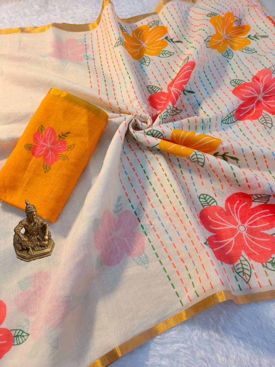 CHIKOO JASMINE ENJOY YOUR MOVE WITH HEAVY LINEN BLOOMING FAB...