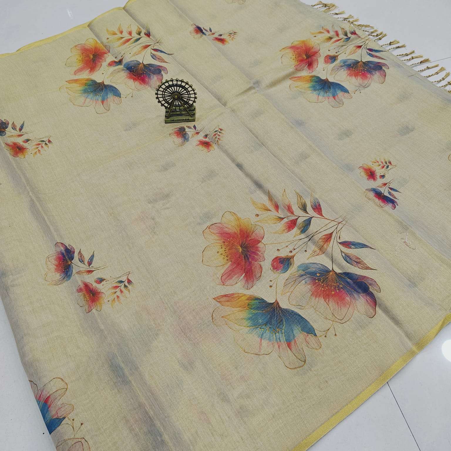  fancy and cool for Special Uniform wear Erode Gold Digital ...