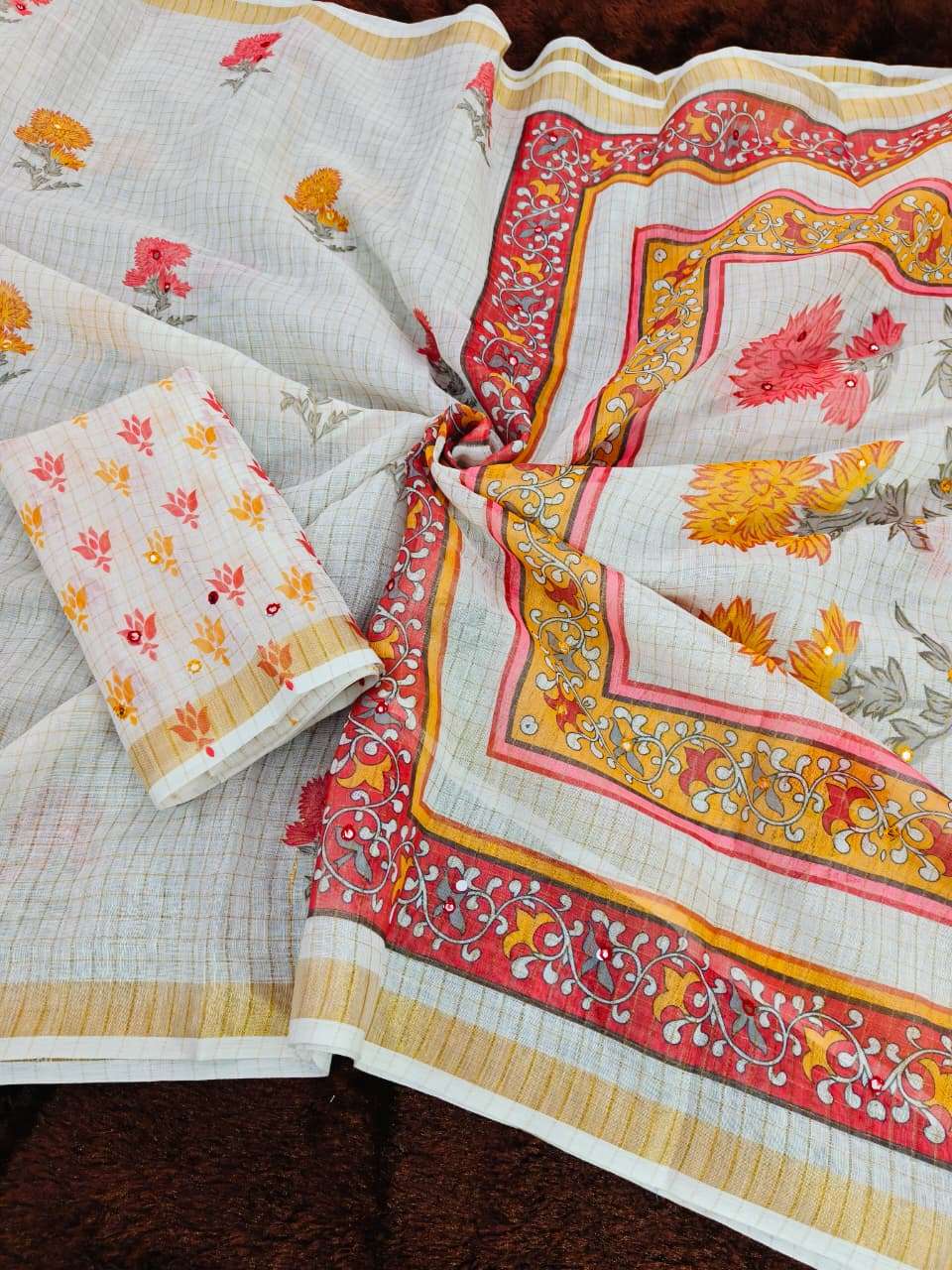 MADHURIKA CHEX HEAVY AND VERSATILE LINEN FABEIC BLOOMING REG...