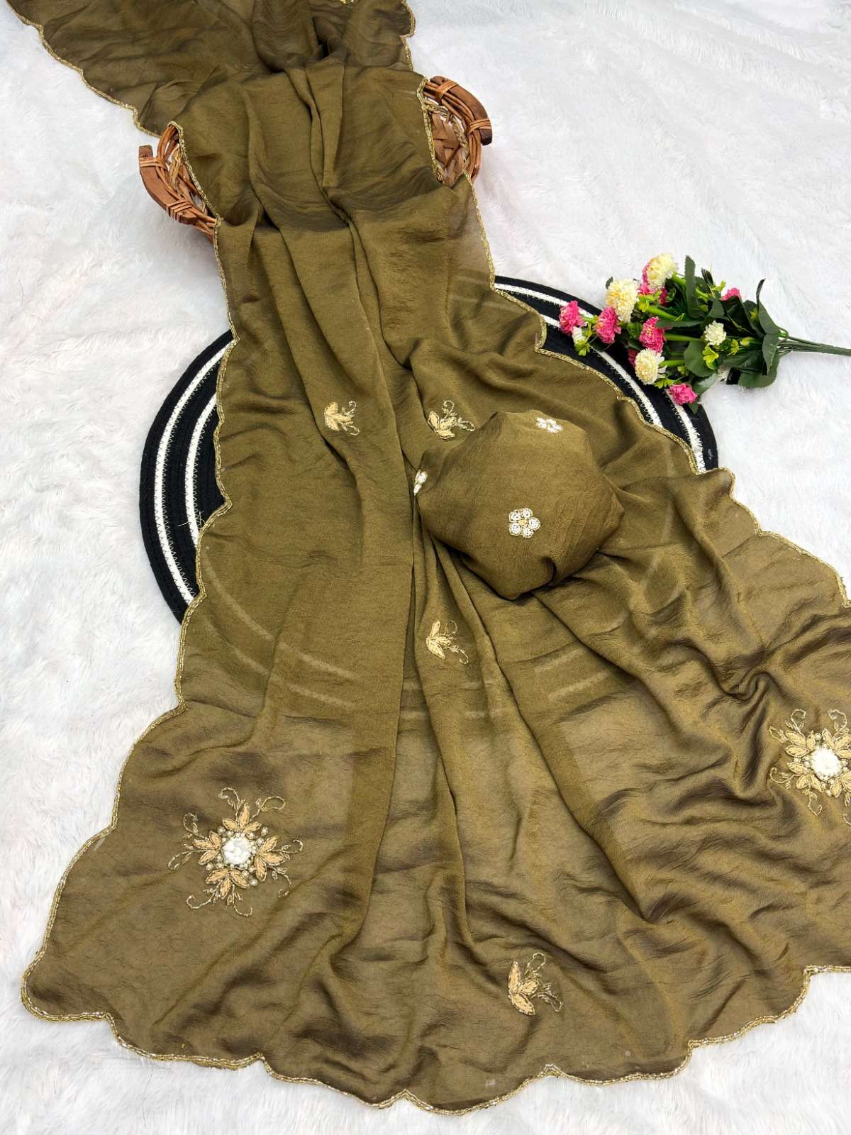 New Launching Yalina Soft Two Ton Crush Silk Cover With Doub...