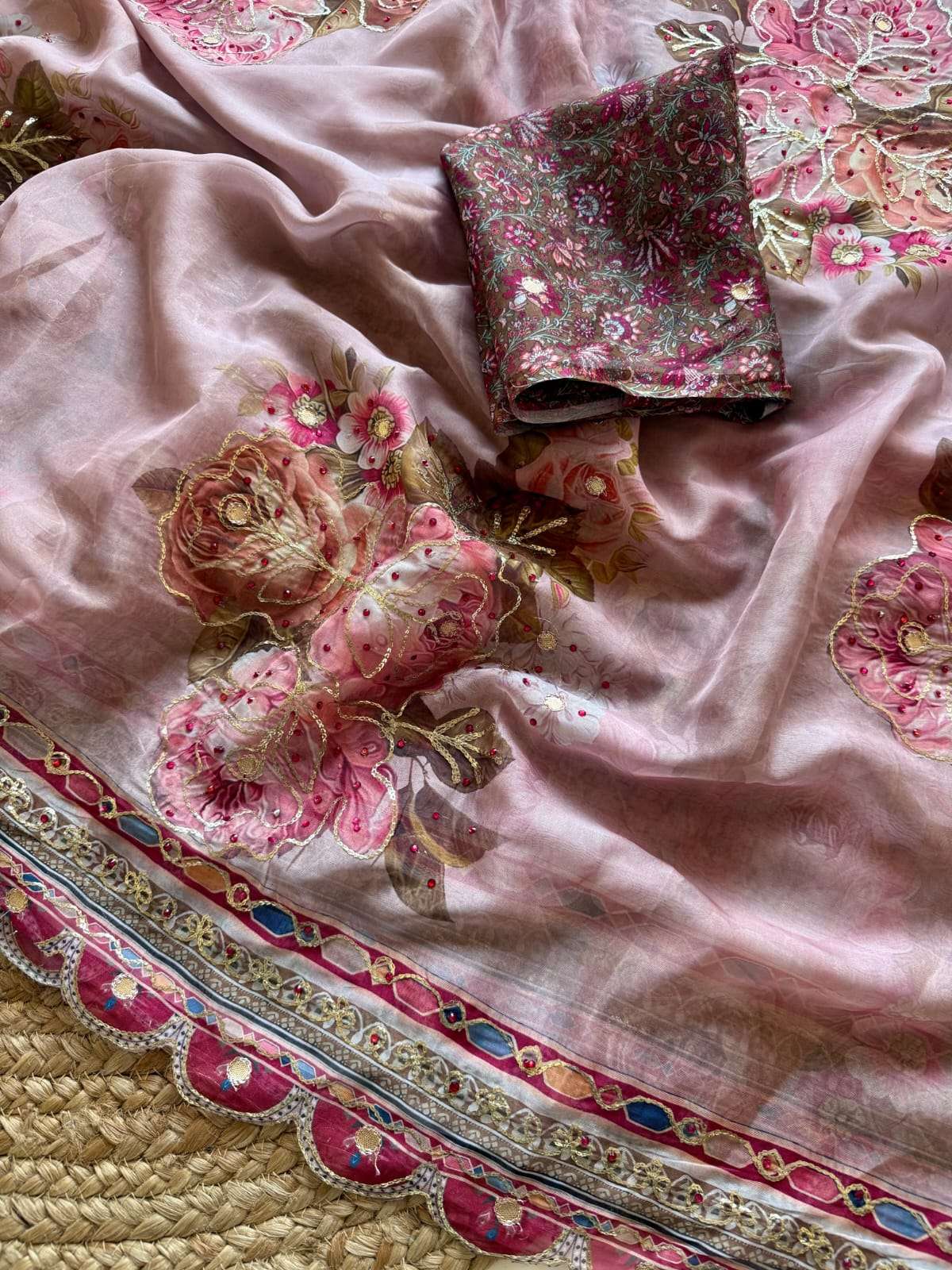   Pure and soft Tebby Silk fabric Light weigh regular wear s...