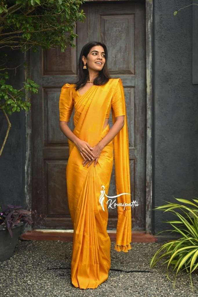 SOFT LICHI FABRIC DRAPED IN ELEGANCE AND TRADITION COLLECTIO...