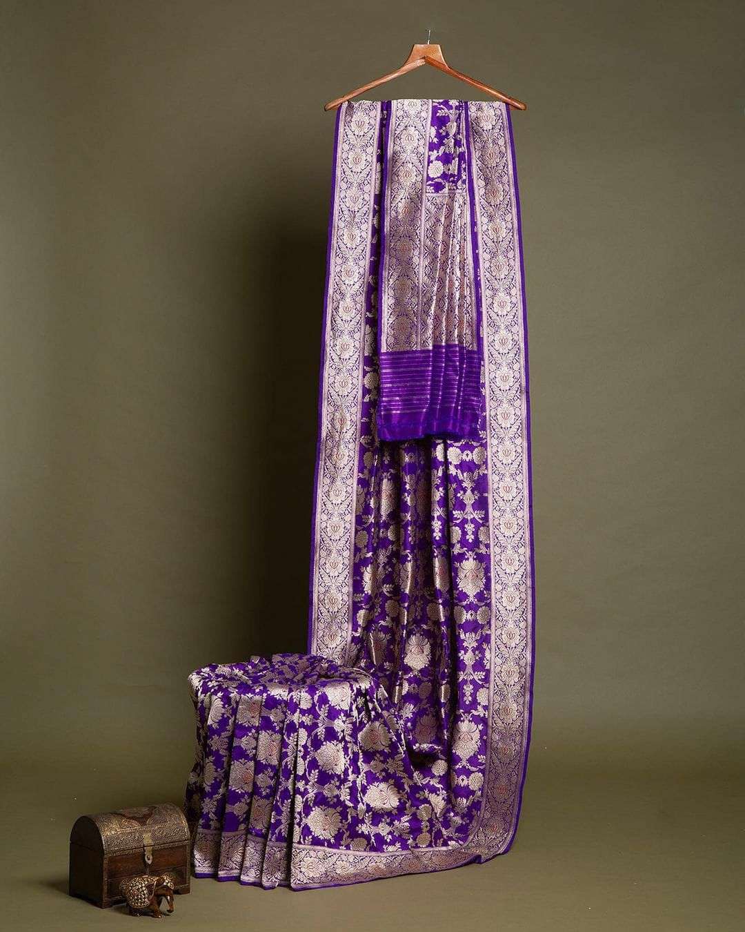  SOFT LICHI SILK CLOTH GRACE IN EVERY FOLD ELEGANCE AND ICON...