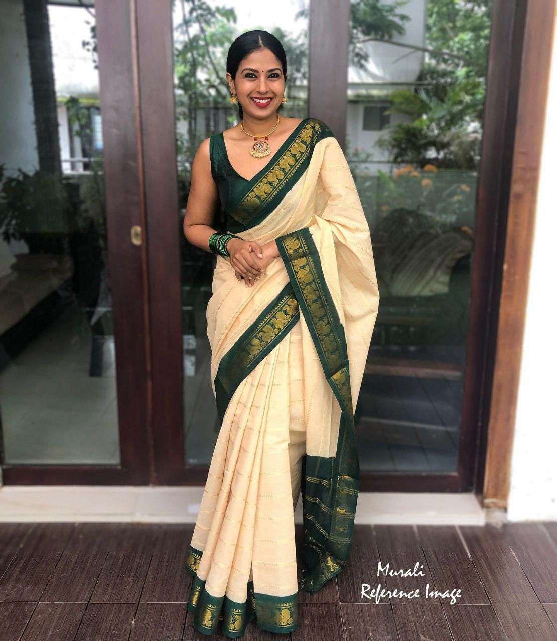 VIBRANT AND TRANDING SOFT LICHI SILK SAREE THAT GIVE YOU SUP...