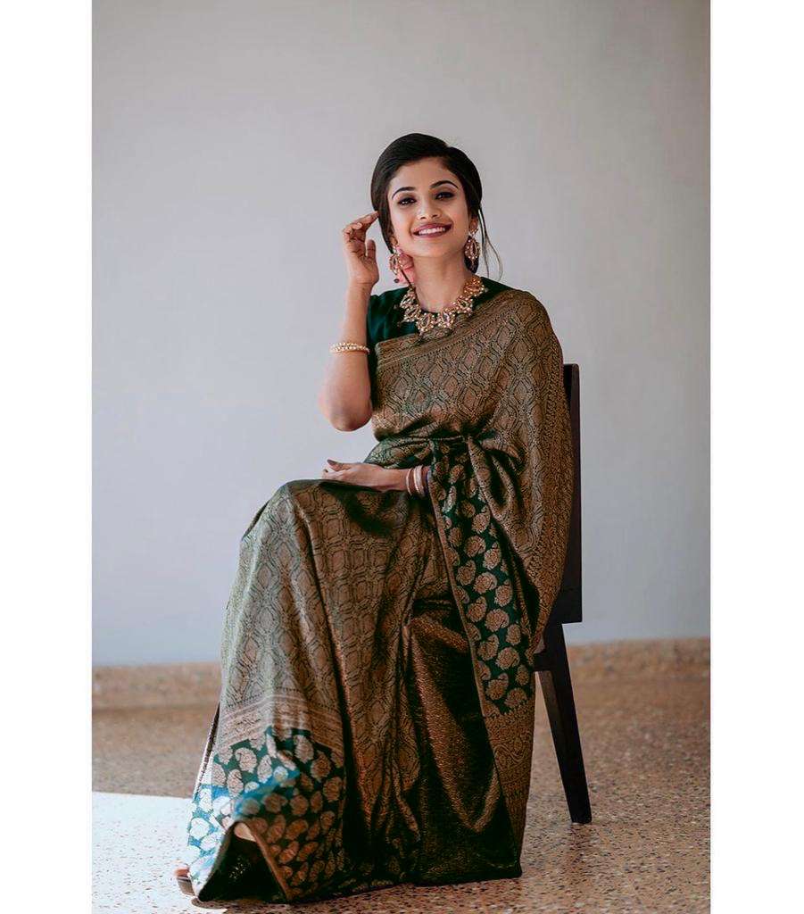 FASHION NEW ARRIVAL SOFT LICHI SILK FABRIC SAREE WHOLESALE I...